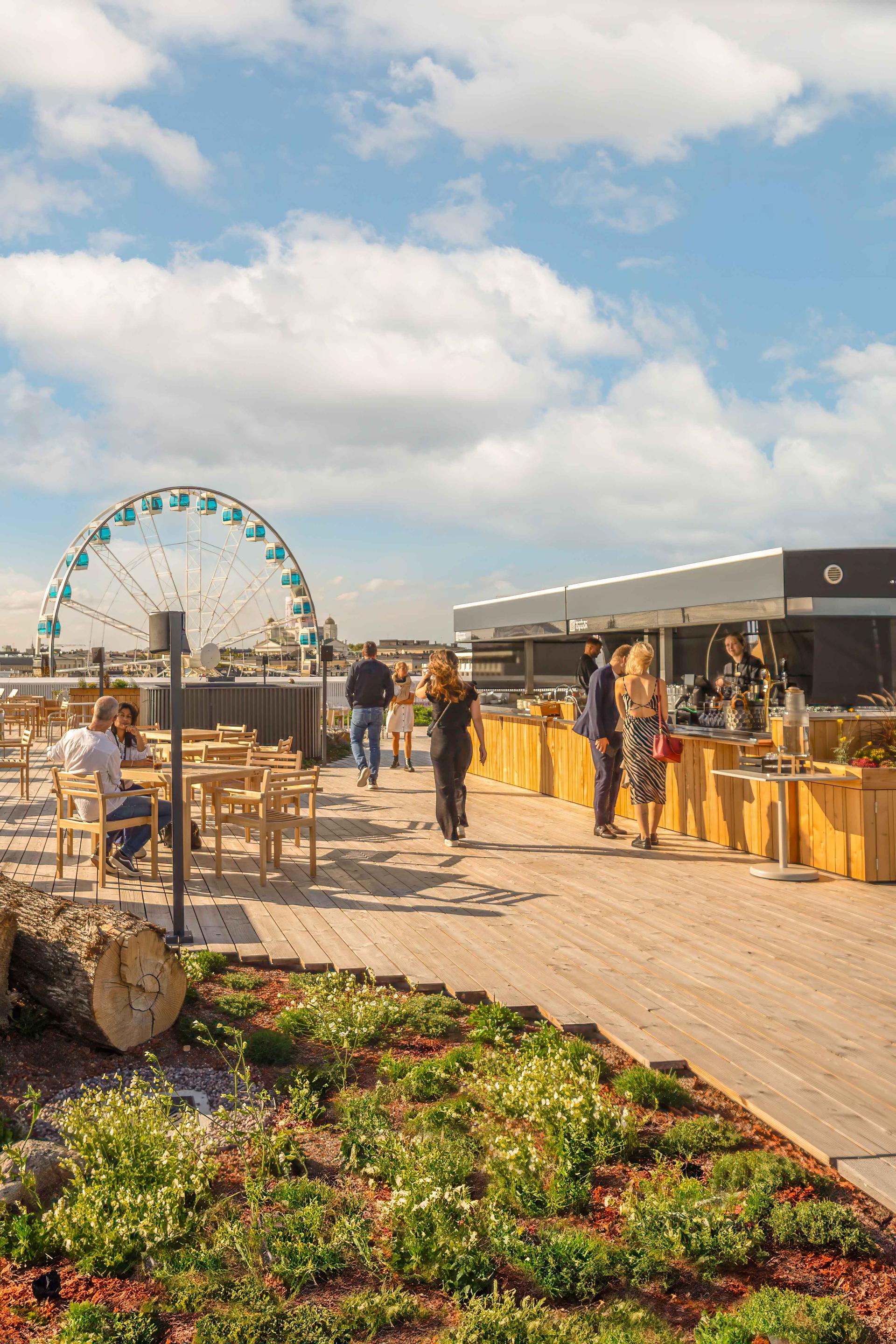 A standout feature of the rooftop terrace is its pollinator-friendly green roof, where visitors can stroll along a peaceful nature trail while enjoying the fresh sea air